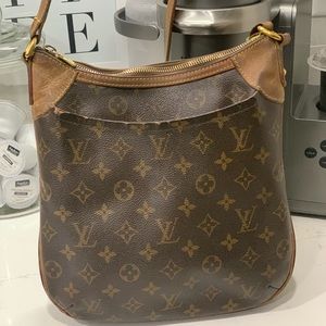 Louis Vuitton Odeon PM Authentic